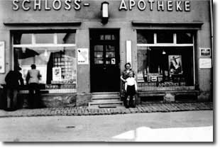 Schloss Apotheke 1950